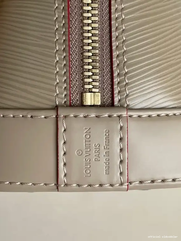 Official oldcobbler VUITTON BB ALMA LOUIS 0518